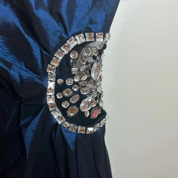 BETSY & ADAM NAVY BLUE ONE-SHOULDER BEADED COCKTAIL PARTY DRESS - Picture 4 of 6